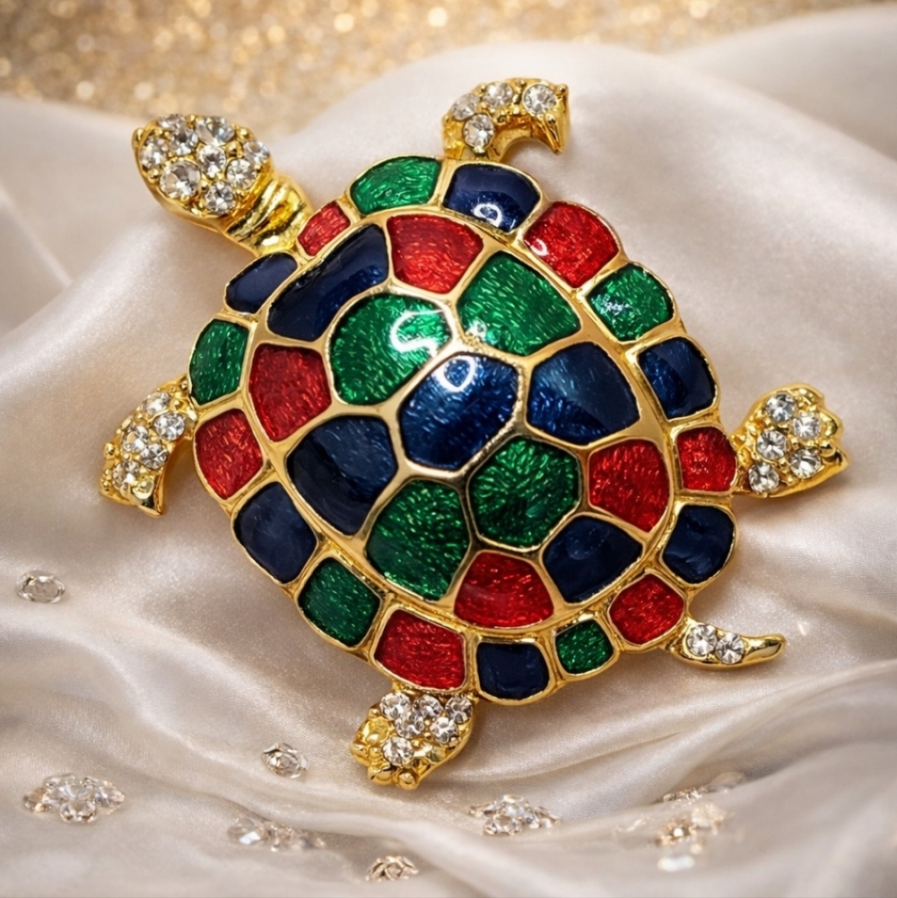 VINTAGE 80S GOLD TONE ENAMEL TURTLE BROOCH WITH RHINESTONES